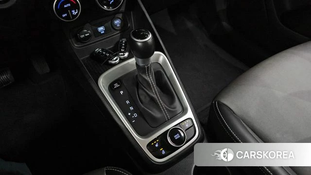 Hyundai Venue id 5028562 из Кореи 19