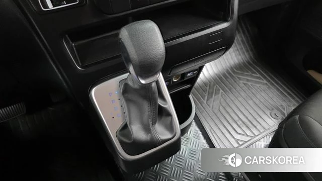 Hyundai Staria id 4996897 из Кореи 19