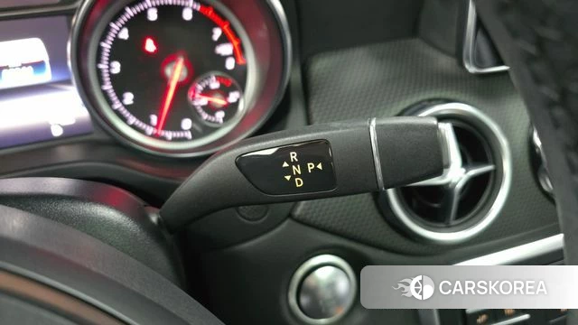Mercedes-Benz GLA-Class X156 id 4526012 из Кореи 29