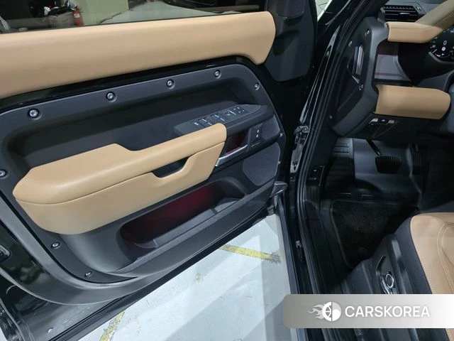 Land Rover Defender (L663) id 5045462 из Кореи 19