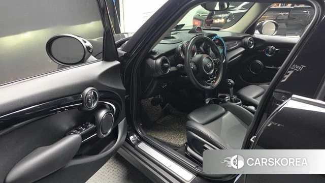 Mini Cooper S id 4967596 из Кореи 29