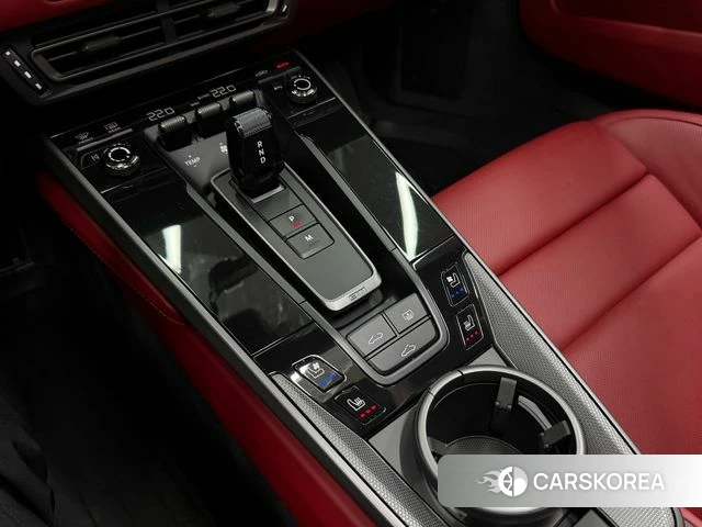 Porsche 911(992) id 5041492 из Кореи 19