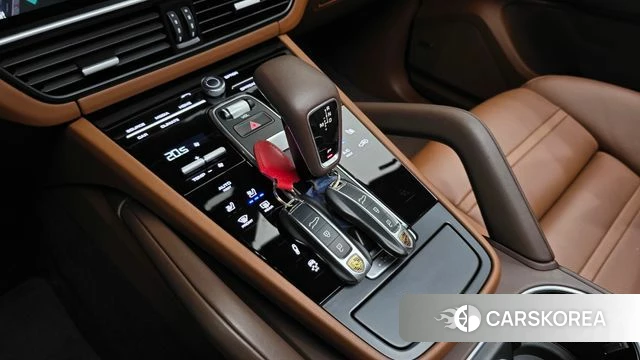 Porsche Cayenne (PO536) id 4937369 из Кореи 32
