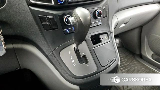 Hyundai The New Grand Starex id 3936164 из Кореи 19