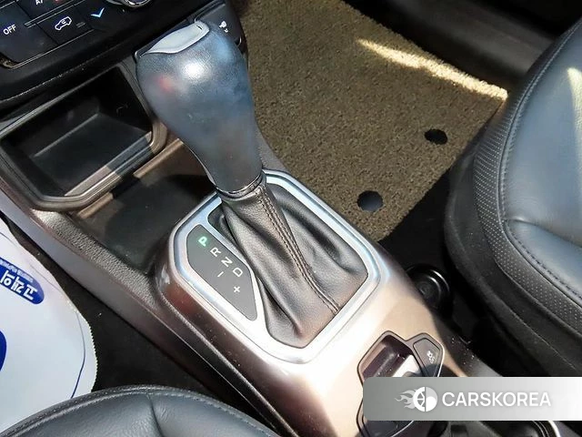 Jeep Renegade id 4967372 из Кореи 19