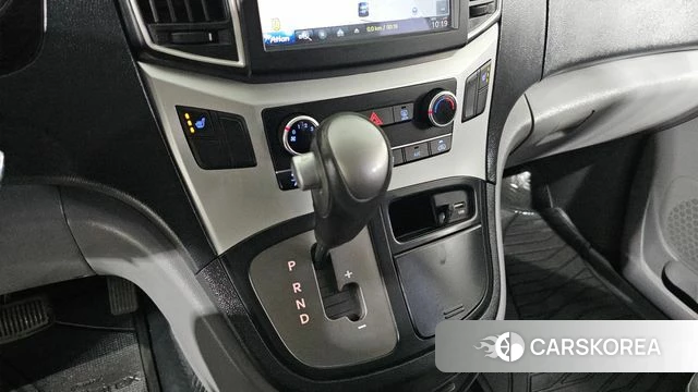 Hyundai The New Grand Starex id 4530432 из Кореи 19
