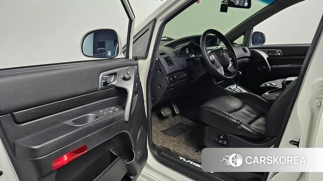 Ssangyong Korando Turismo id 4960544 из Кореи 35