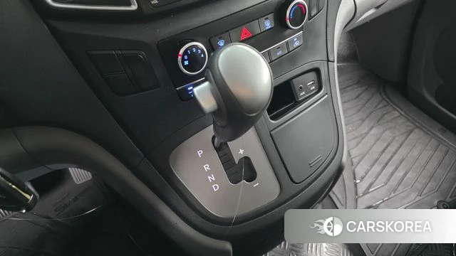 Hyundai The New Grand Starex id 5023583 из Кореи 19