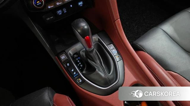 Hyundai Veloster (JS) id 5048705 из Кореи 32