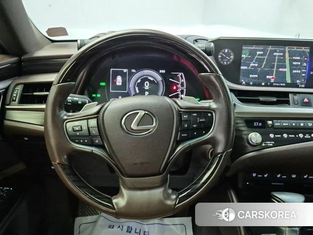Lexus ES300h 7th generation id 5028347 из Кореи 18