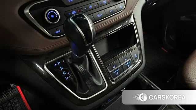 Hyundai The New Grand Starex id 3479467 из Кореи 19