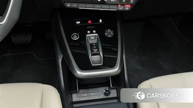 Audi Q4 e-Tron (F4) id 5032611 из Кореи 29