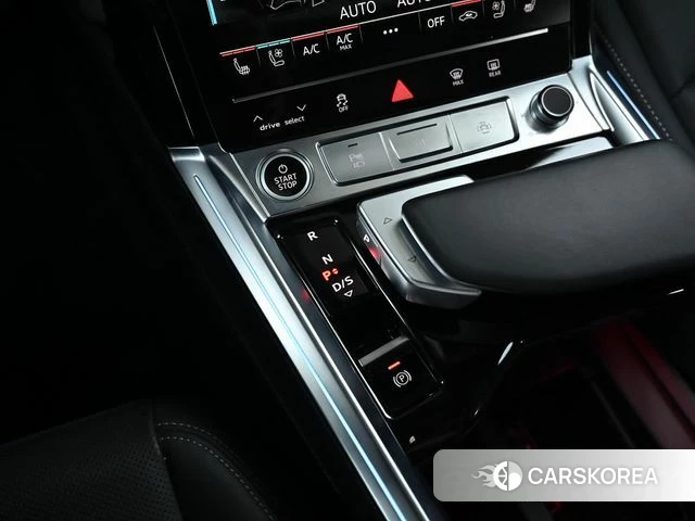 Audi Q8 e-Tron (GE) id 4752877 из Кореи 19