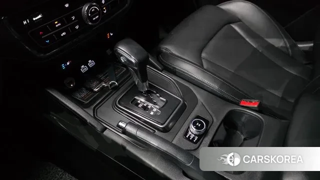 Ssangyong The New Rexton Sports Cannes id 3555721 из Кореи 19