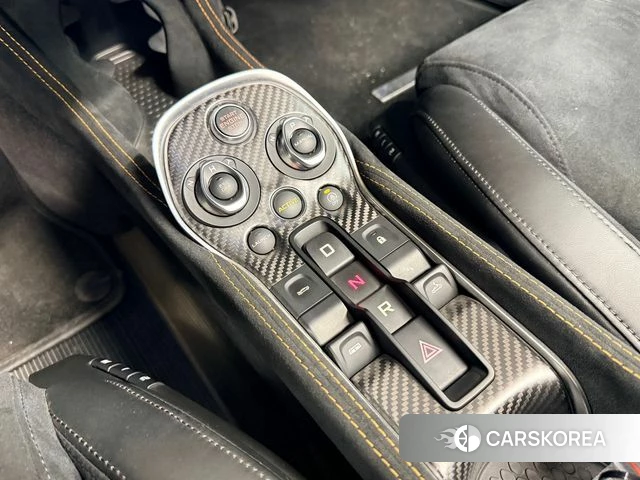 McLaren 600LT id 5018305 из Кореи 19