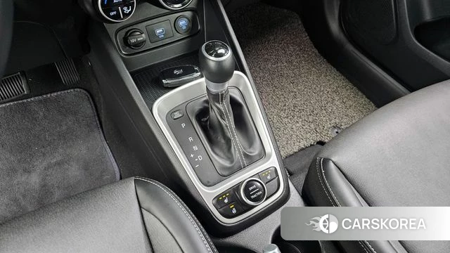Hyundai Venue id 4717421 из Кореи 19