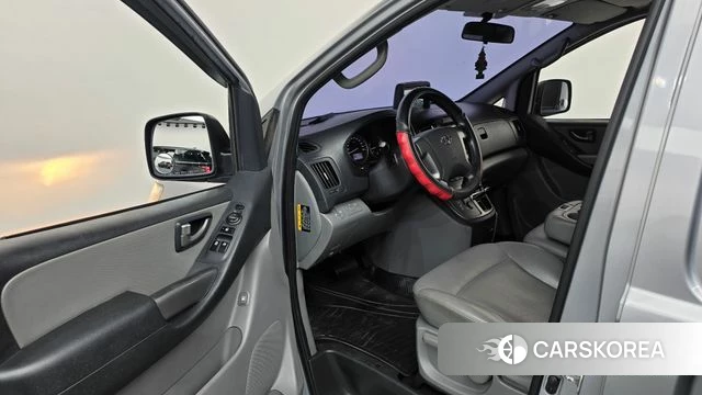 Hyundai The New Grand Starex id 4967906 из Кореи 29
