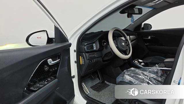 Kia Niro EV id 5013697 из Кореи 32