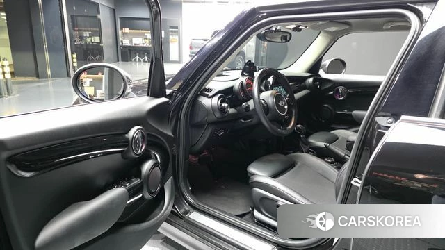 Mini Cooper id 5014089 из Кореи 29
