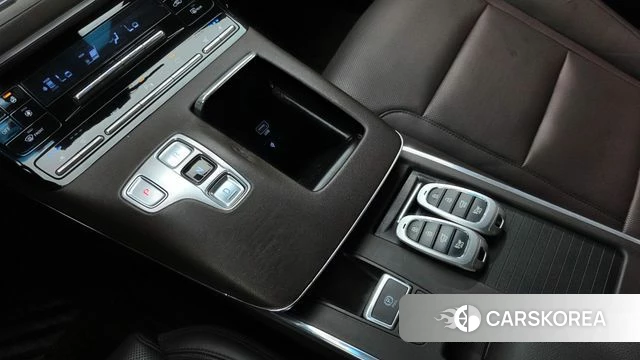 Hyundai The New Grandeur IG id 4750820 из Кореи 19