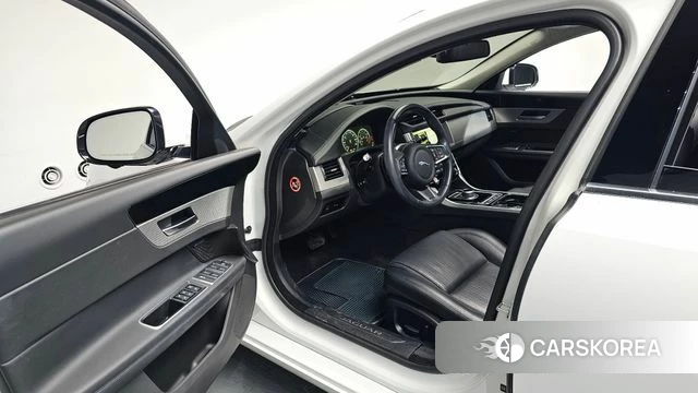 Jaguar XF (X260) id 4737701 из Кореи 33