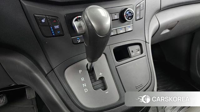 Hyundai The New Grand Starex id 4967649 из Кореи 19