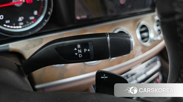 Mercedes-Benz E-Class W213 id 5004258 из Кореи 32