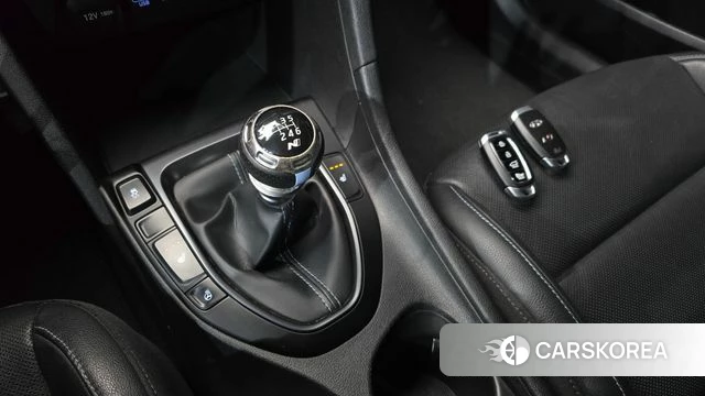 Hyundai Veloster (JS) id 5018767 из Кореи 19
