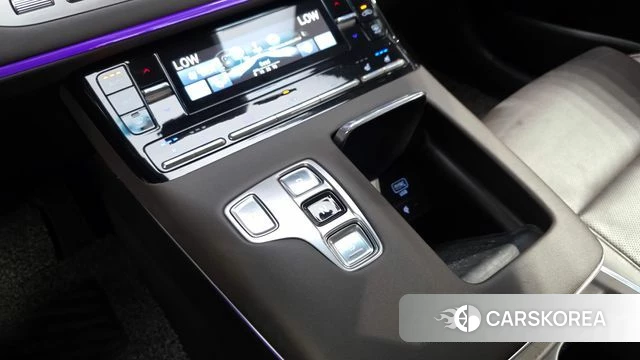 Hyundai The New Grandeur IG Hybrid id 4959801 из Кореи 19