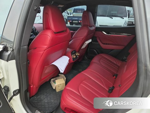 Maserati Levante id 5041757 из Кореи 17