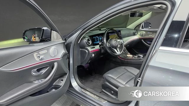 Mercedes-Benz E-Class W213 id 4993321 из Кореи 33