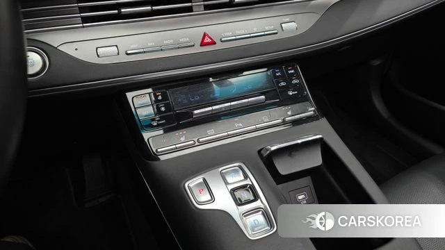 Hyundai The New Grandeur IG id 4556100 из Кореи 32