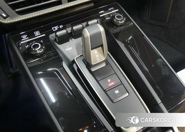Porsche 911(992) id 4979929 из Кореи 19
