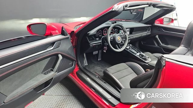 Porsche 911(992) id 4763232 из Кореи 30