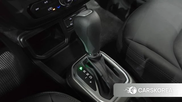 Jeep Renegade id 4986158 из Кореи 32