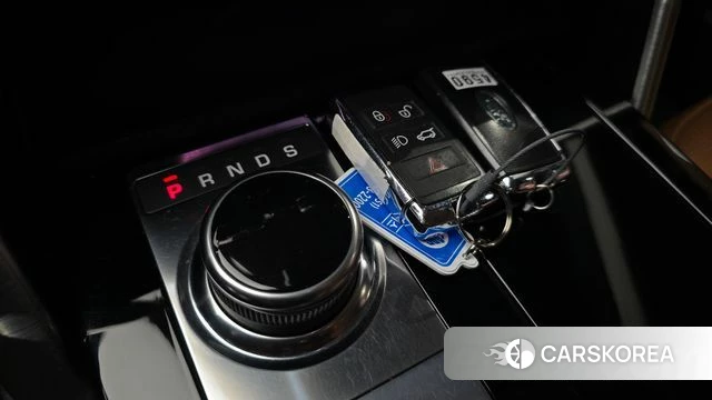 Land Rover Discovery 5 id 5004495 из Кореи 36