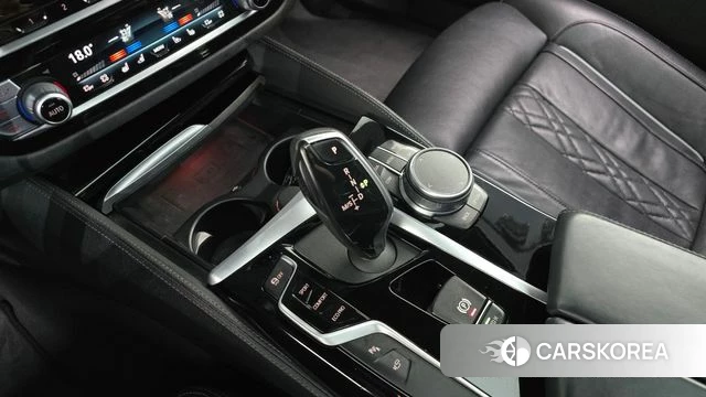 BMW 5 Series (G30) id 4998083 из Кореи 19