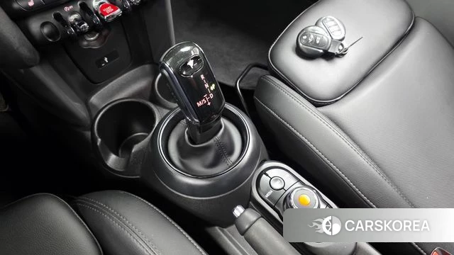 Mini Cooper D id 4998575 из Кореи 29