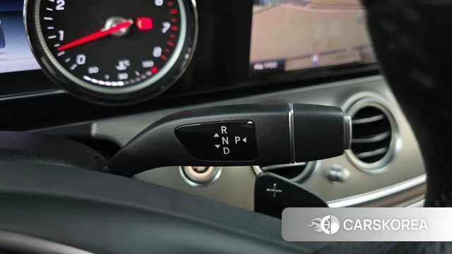 Mercedes-Benz E-Class W213 id 4960491 из Кореи 19
