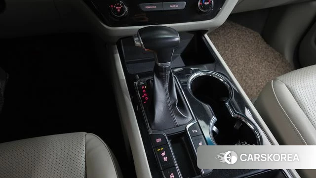 Kia The New Carnival id 5054537 из Кореи 19