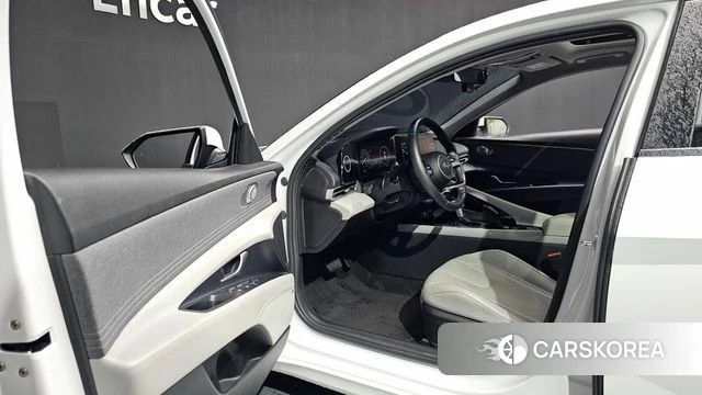 Hyundai Avante Hybrid (CN7) id 5012879 из Кореи 20