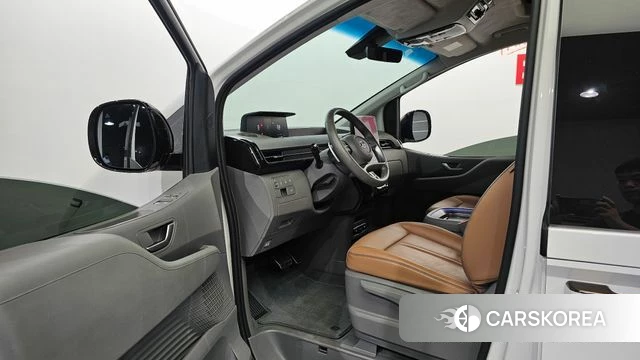Hyundai Staria id 4560551 из Кореи 20