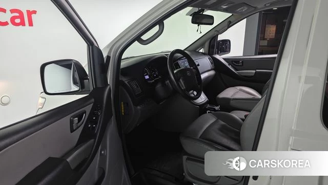 Hyundai The New Grand Starex id 5018485 из Кореи 33