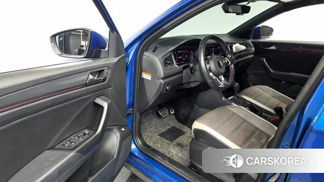 Volkswagen T-Roc id 5022969 из Кореи 31
