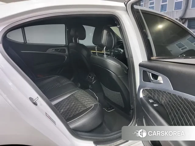 Genesis G70 id 3677456 из Кореи 20