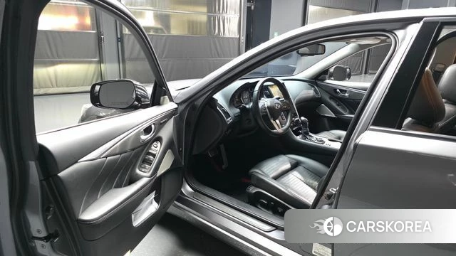 Infiniti Q50 id 5018878 из Кореи 30