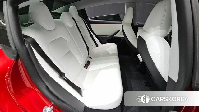 Tesla Model 3 id 4916439 из Кореи 33