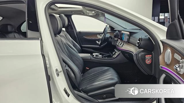 Mercedes-Benz E-Class W213 id 5018850 из Кореи 33