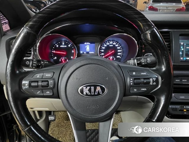 Kia The New Carnival id 5023653 из Кореи 20
