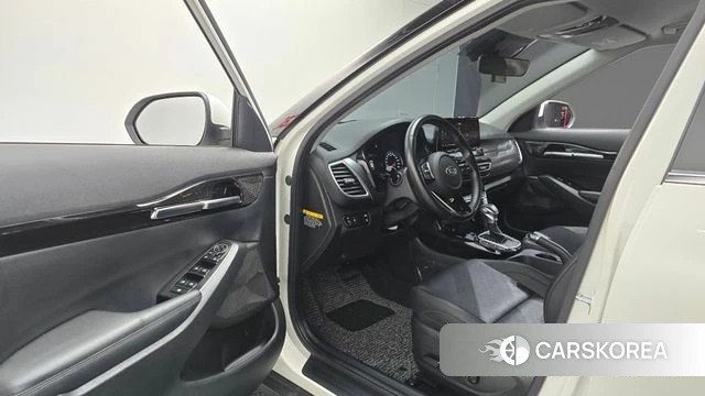 Kia Seltos id 4998112 из Кореи 33